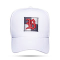 Boné Snapback Branco Chess Logo Vermelho