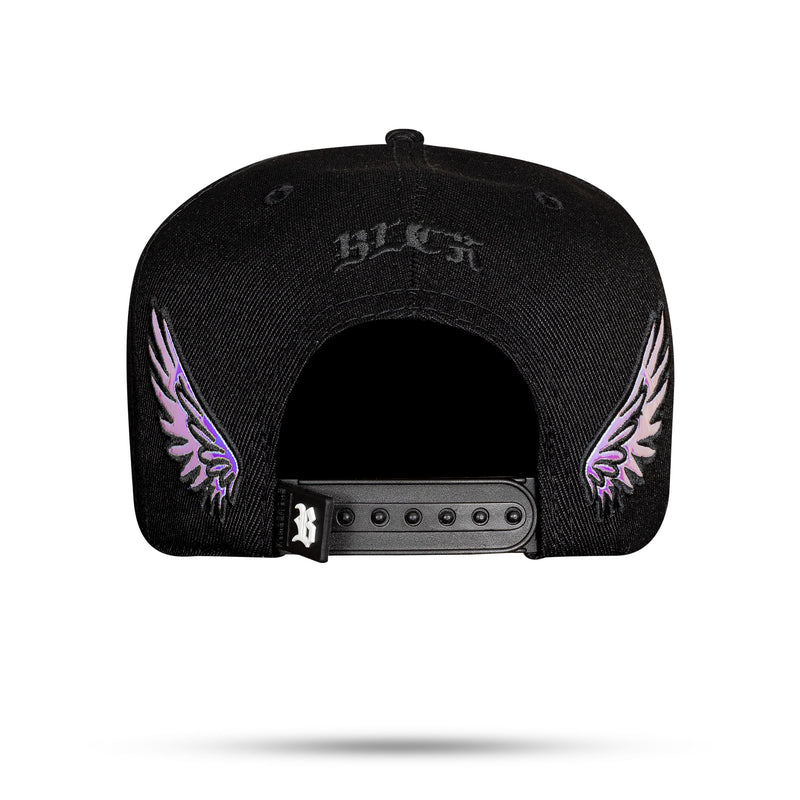 Boné Snapback Preto Wings Holográfico Prata