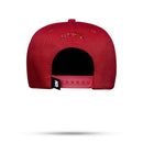 Boné Snapback Vermelho Logo Alto Relevo Contra Aba Paisley