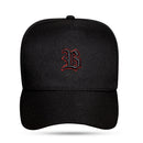 Boné Snapback Basic Contorno Vermelho