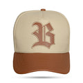 Boné Snapback Bege Aba Couro Marrom