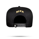 Boné Snapback Preto Bordado Dourado