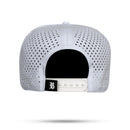 Boné Snapback Trucker Laser Branco Aba Couro