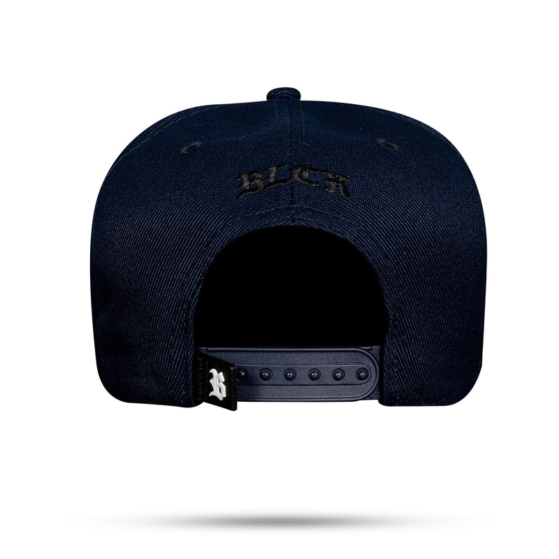 Boné Snapback Basic Azul Marinho Logo Preto
