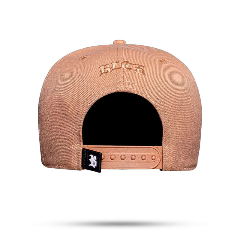 Boné Snapback Basic Caramelo Logo Contour