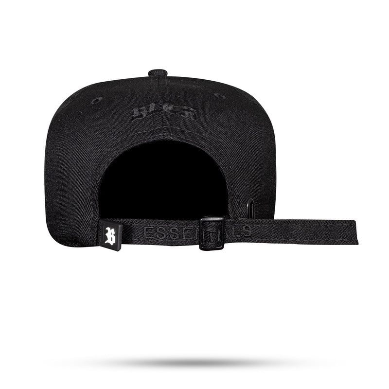 Boné Strapback Basic Preto Essentials