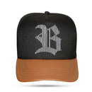 Boné Snapback Preto Listrado Aba Couro