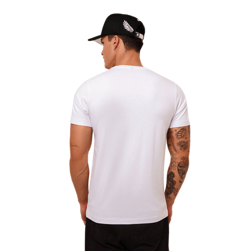Camiseta Branca Logo Bordado