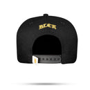 Boné Preto Snapback Logo Basic Contra Aba Dourada