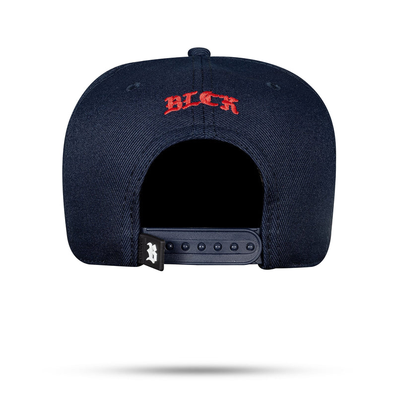 Boné Snapback Basic Azul Marinho Contra Aba Vermelha