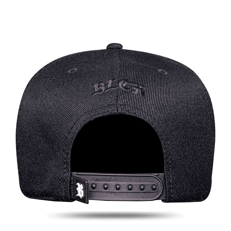Boné Snapback Preto Logo Alto Relevo