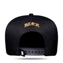 Boné Snapback Preto Contra Aba Couro Dourado